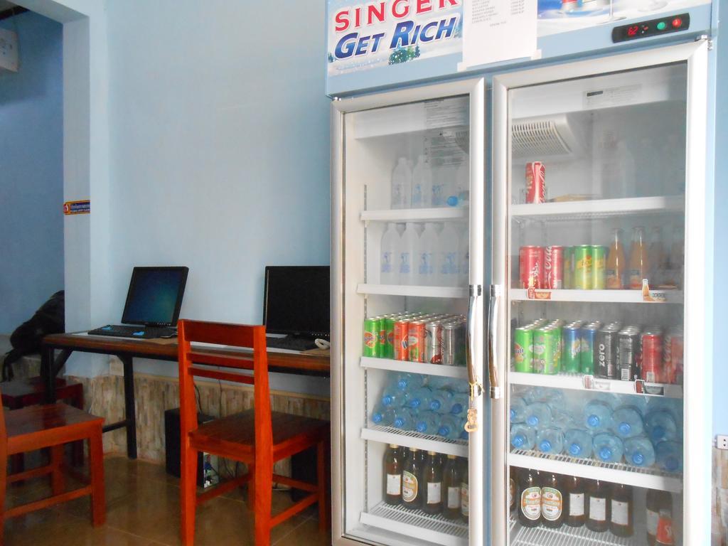 Lucky Backpacker Hostel В'єнтьян Екстер'єр фото