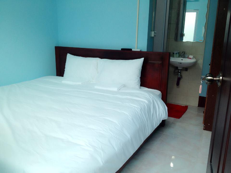 Lucky Backpacker Hostel В'єнтьян Екстер'єр фото