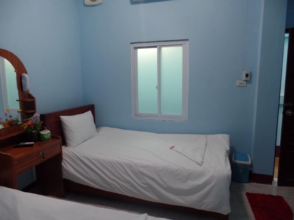 Lucky Backpacker Hostel В'єнтьян Номер фото